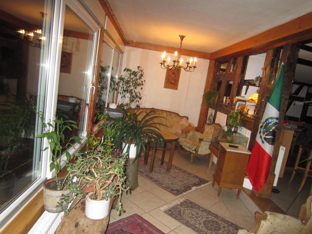 Ferienwohnung Ritterkeller Aspach Zimmer foto