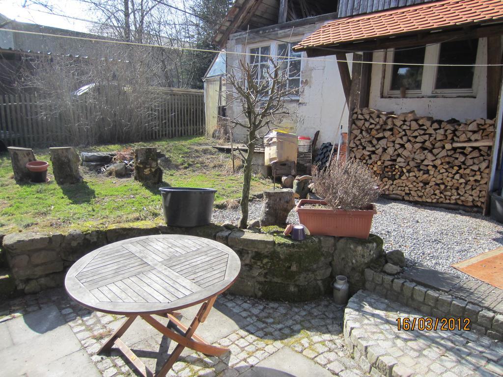 Ferienwohnung Ritterkeller Aspach Zimmer foto